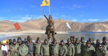 Army personnel inaugurate a statue of Chhatrapati Shivaji Maharaj on the banks of Pangong Tso Lake, in Leh, Ladakh. | Photo Credit: PTI
