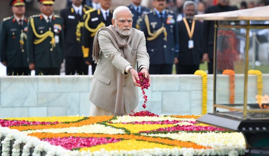 modi rajghat Naredra Modi paying floral tribute at Rajghat. Photo: Narendra Modi X account.
