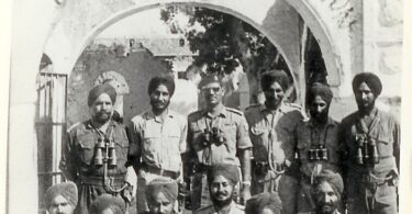 Personnel of Hodson's Horse posing at Phillora police station after its capture