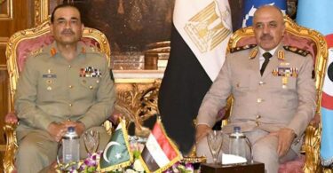 General Abdel-Meguid Saqr, Minister of Defence and Military Production, and Pakistan’s Army Chief General Asim Munir. Photo courtesy of the Egyptian Armed Forces