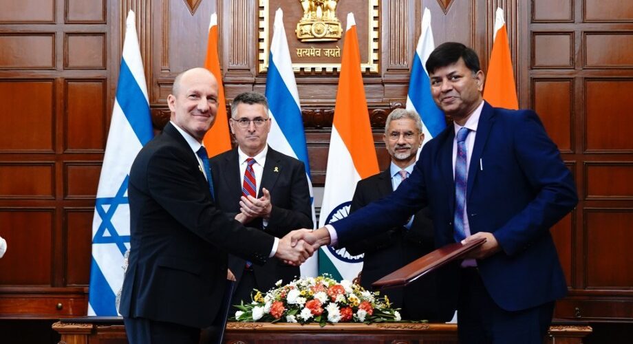 india israel The exchange of MOU on defence cooperation between the Ministry of External Affairs, India, and Israel Foreign Ministry on 4 Nov 2025 in New Delhi. (Photo: X: @DrSJaishankar)
