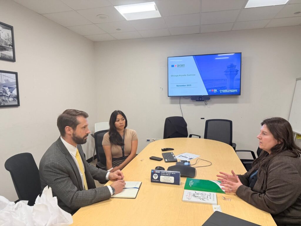 Svetoslav Stankov meeting with Angie Kocerka and Christine Pundaleva. Photo: Svetoslav Stankov Facebook account